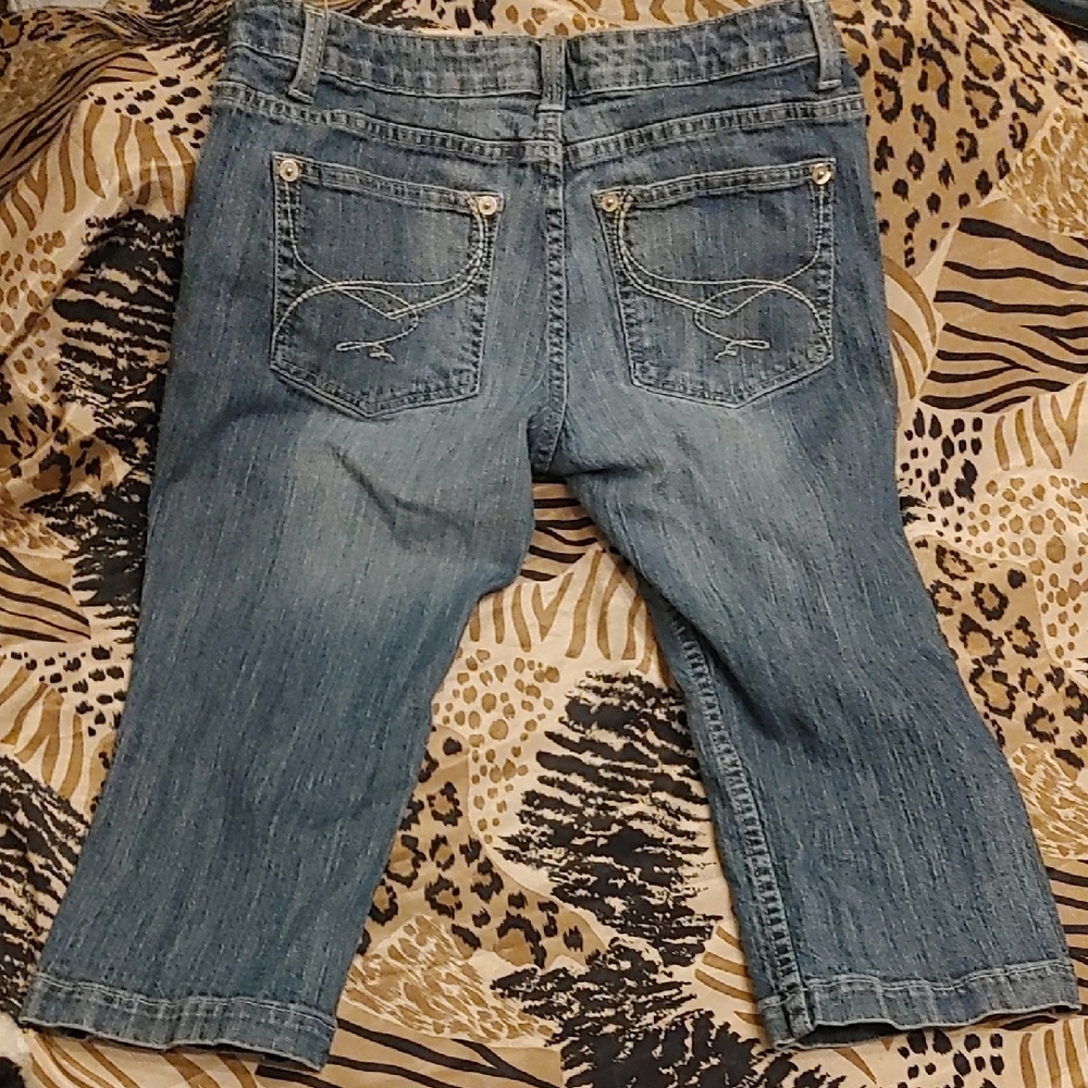👌Women's Blue Jean Capris Sz 11/12